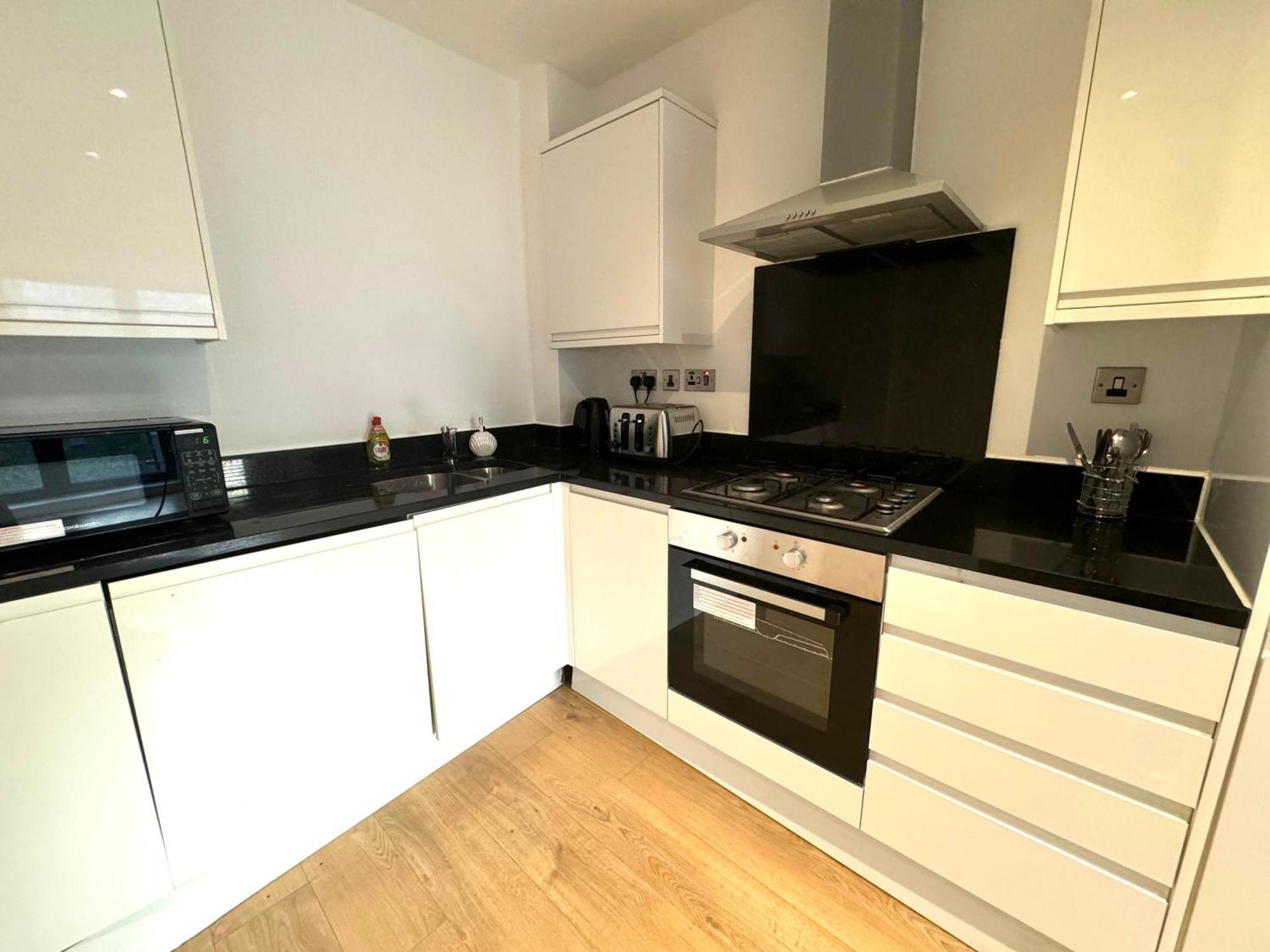 Apartamento Stunning 2bedroom Flat With 2 Balcony In Whitechapel - 5mins To Aldgate Station